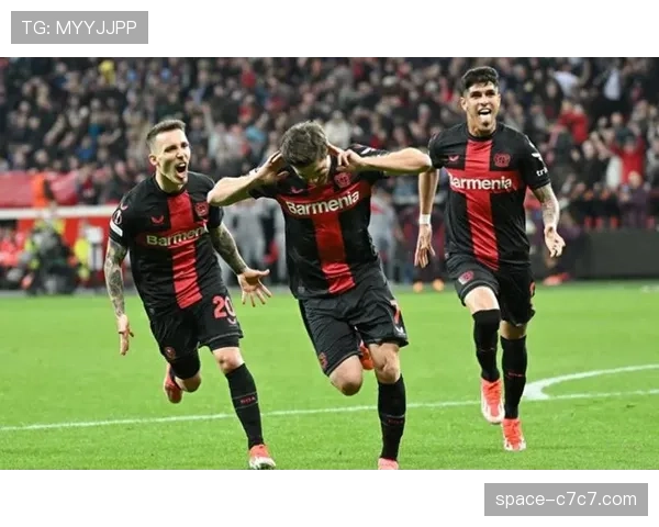 实时：勒沃库森2-0领先拜仁，有望提前六轮锁定德甲冠军